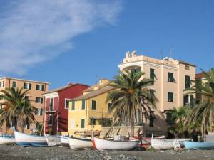 Xtrallusion photo library of independent, self-guided walking and sightseeing holidays in Italy. Pictures, images, photos and photographs taken along the way of this 1-day walking itinerary, to give you a visual impression of the day's walk.